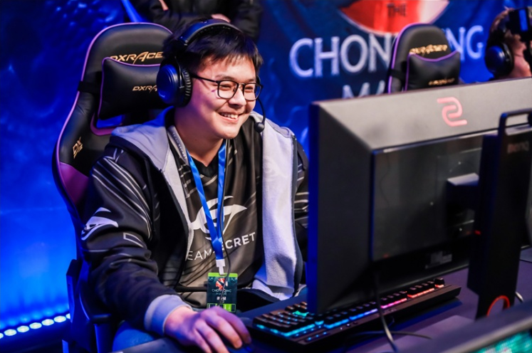 多数集中在 多数集中在